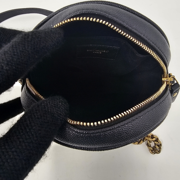 Yves Saint Laurent Paris Vinyle Round Camera Shoulder Bag - Picture 10 of 16